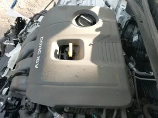 2018 Hyundai Elantra SEL with VIN 5NPD84LF1JH377457, listed as a IAAI auction lot 43128794 with 34,052 mi miles and . Bid and sale history available at DreamBid. Image 20.