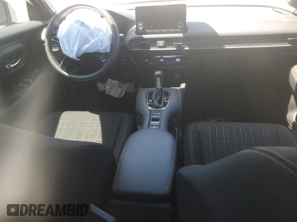 2024 Honda HR-V Sport z VIN 3CZRZ1H5XRM708201, wystawiony jako Copart lot #68973844 z przebiegiem Nie podano mil oraz Szkoda całkowita • Salvage title. Historia ofert i sprzedaży dostępna na DreamBid. Obrazek 8.