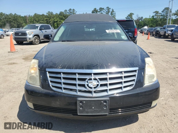2008 Cadillac DTS Professional 1SH z VIN 1GEEH00Y18U500071, wystawiony jako Copart lot #52948785 z przebiegiem 71 988 mil mil oraz Tytuł czysty. Historia ofert i sprzedaży dostępna na DreamBid. Obrazek 5.