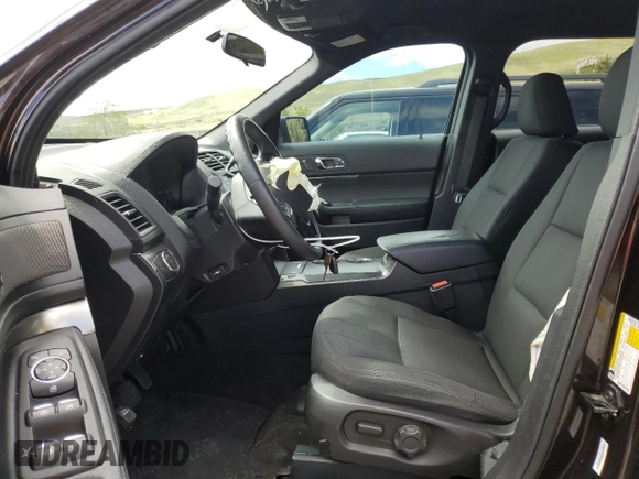 2017 Ford Police Interceptor Utility z VIN 1FM5K8AR1HGC86676, wystawiony jako Copart lot #56984885 z przebiegiem 88 933 mil mil oraz Tytuł czysty. Historia ofert i sprzedaży dostępna na DreamBid. Obrazek 7.
