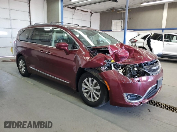 2018 Chrysler Pacifica Touring L z VIN 2C4RC1BG5JR211233, wystawiony jako Copart lot #58029295 z przebiegiem 112 264 mil mil oraz Szkody całkowita. Historia ofert i sprzedaży dostępna na DreamBid. Obrazek 4.