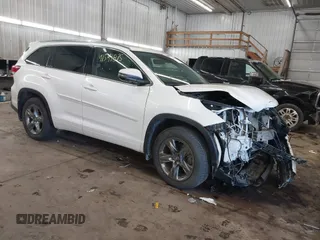 2019 Toyota Highlander Limited with VIN 5TDDZRFH9KS733432, listed as a IAAI auction lot 41541875 with 42,830 mi miles and . Bid and sale history available at DreamBid. Image 1.