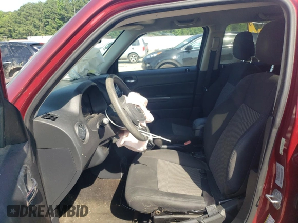 2015 Jeep Patriot Sport with VIN 1C4NJRBB5FD239678, listed as a Copart auction lot 61937455 with 211,165 mi miles and Salvage title. Bid and sale history available at DreamBid. Image 7.