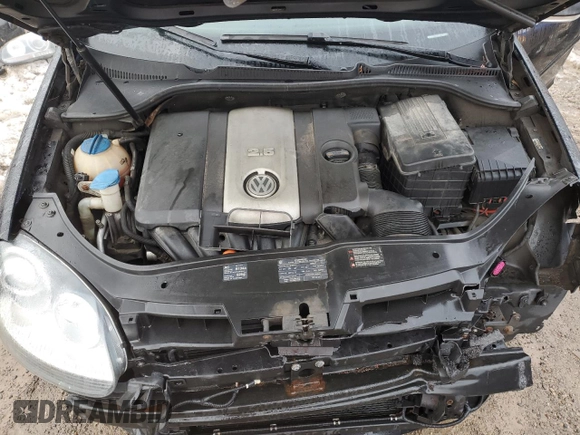 2009 Volkswagen Rabbit S with VIN WVWDA71K19W146831, listed as a Copart auction lot 83756164 with 256,383 mi miles and Salvage title. Bid and sale history available at DreamBid. Image 11.