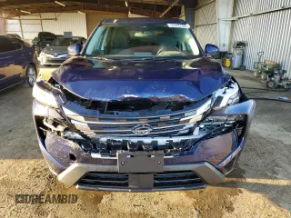 2025 Nissan Rogue SV with VIN 5N1BT3BA4SC811997, listed as a Copart auction lot 50534825 with 4,017 mi miles and Clean Title. Bid and sale history available at DreamBid. Image 5.