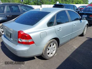 2007 Volvo S40 2.4L z VIN YV1MS382172296495, wystawiony jako IAAI lot #42197332 z przebiegiem 156 627 mil mil oraz . Historia ofert i sprzedaży dostępna na DreamBid. Obrazek 4.