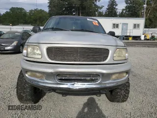 1998 Ford F-150 с VIN 1FTZX18W9WKB78181, выставлен на аукционе Copart как лот 55859885 с пробегом 251 664 миль миль и Списание • Salvage title. История ставок и продаж доступна на DreamBid. Изображение 5.