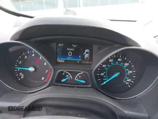 2016 Ford Escape SE z VIN 1FMCU9G91GUA83186, wystawiony jako IAAI lot #42190519 z przebiegiem 103 583 mil mil oraz . Historia ofert i sprzedaży dostępna na DreamBid. Obrazek 7.