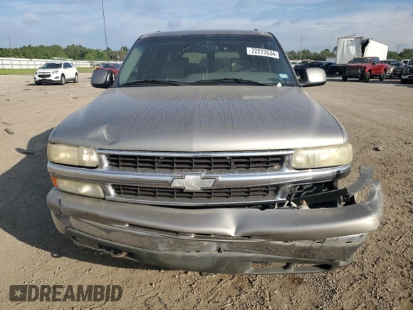 2000 Chevrolet Suburban LT with VIN 3GNEC16T0YG143890, listed as a Copart auction lot 72273534 with 242,305 mi miles and Salvage Title. Bid and sale history available at carsss.com. Image 5.