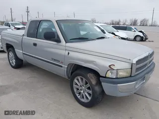 2000 Dodge Ram 1500 with VIN 1B7HC13Y7YJ100247, listed as a IAAI auction lot 41430771 with 151,429 mi miles. Bid and sale history available at carsss.com. Image 1.