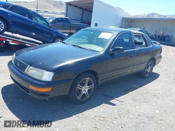 1997 Toyota Avalon XL with VIN 4T1BF12B0VU173301, listed as a IAAI auction lot 42182842 with 278,775 mi miles and . Bid and sale history available at DreamBid. Image 2.