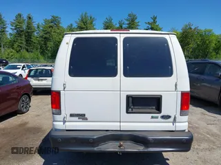 2014 Ford Econoline Cargo Commercial z VIN 1FTNE1EW2EDA43975, wystawiony jako IAAI lot #42416000 z przebiegiem 171 430 mil mil oraz . Historia ofert i sprzedaży dostępna na DreamBid. Obrazek 16.