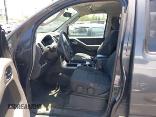 2012 Nissan Pathfinder SV z VIN 5N1AR1NB8CC626579, wystawiony jako IAAI lot #42316413 z przebiegiem 187 205 mil mil oraz . Historia ofert i sprzedaży dostępna na DreamBid. Obrazek 5.