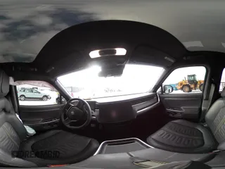 2023 Rivian R1S Adventure z VIN 7PDSGABA9PN015327, wystawiony jako IAAI lot #41484133 z przebiegiem Nie podano mil oraz . Historia ofert i sprzedaży dostępna na DreamBid. Obrazek 19.