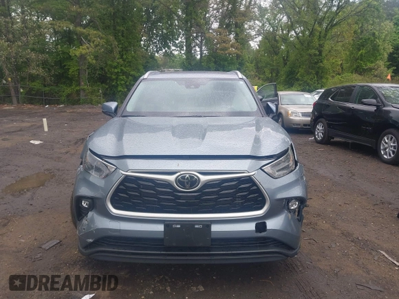 2024 Toyota Highlander LE with VIN 5TDKDRBH5RS562216, listed as a IAAI auction lot 42246348 with 14,145 mi miles and . Bid and sale history available at DreamBid. Image 12.