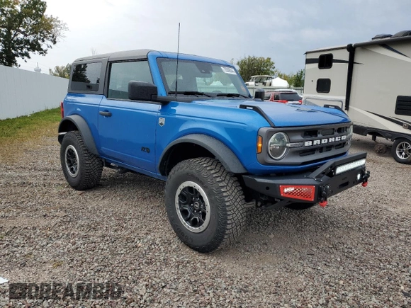 2022 Ford Bronco with VIN 1FMDE5CP6NLA87946, listed as a Copart auction lot 72008544 with 28,405 mi miles and Salvage Title. Bid and sale history available at DreamBid. Image 4.