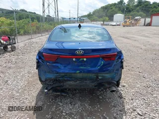 2021 Kia Forte LXS с VIN 3KPF24AD3ME399996, выставлен на аукционе IAAI как лот 42561691 с пробегом 39 117 миль миль и . История ставок и продаж доступна на DreamBid. Изображение 17.