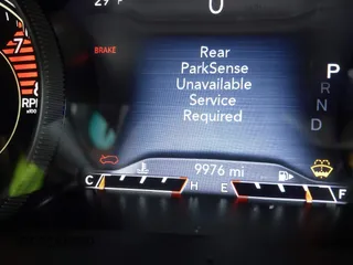 2022 Jeep Cherokee Trailhawk with VIN 1C4PJMBX6ND505196, listed as a IAAI auction lot 41536316 with 9,976 mi miles. Bid and sale history available at carsss.com. Image 15.