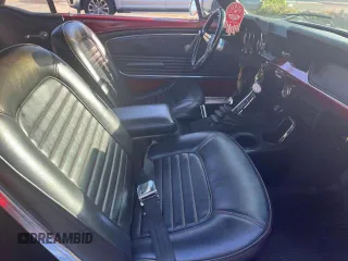 1966 Ford Mustang z VIN 6F07C392212, wystawiony jako Copart lot #50072775 z przebiegiem 53 568 mil mil oraz Czysty tytuł • Clean title. Historia ofert i sprzedaży dostępna na DreamBid. Obrazek 5.