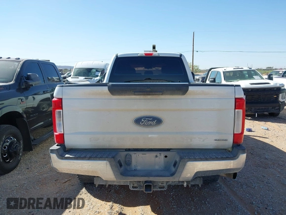 2019 Ford F-250 XL с VIN 1FT7W2B63KEG78824, выставлен на аукционе IAAI как лот 42119771 с пробегом 210 838 миль миль и . История ставок и продаж доступна на DreamBid. Изображение 16.