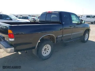 2000 Toyota Tundra SR5 with VIN 5TBBT4410YS009504, listed as a IAAI auction lot 41998051 with 96,821 mi miles. Bid and sale history available at carsss.com. Image 4.