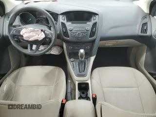 2016 Ford Focus SE z VIN 1FADP3F20GL267077, wystawiony jako Copart lot #53649665 z przebiegiem 106 329 mil mil oraz Szkoda całkowita • Salvage title. Historia ofert i sprzedaży dostępna na DreamBid. Obrazek 8.