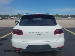 2018 Porsche Macan with VIN WP1AA2A55JLB22746, listed as a IAAI auction lot 42639417 with 28,269 mi miles and . Bid and sale history available at DreamBid. Image 17.