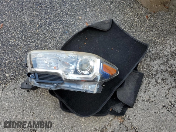 2018 Toyota Tacoma SR5 с VIN 5TFAZ5CN6JX061246, выставлен на аукционе Copart как лот 57845055 с пробегом 62 382 миль миль и Чистый • Clean title. История ставок и продаж доступна на DreamBid. Изображение 12.
