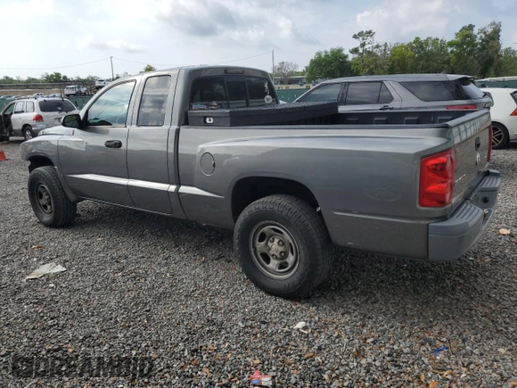2005 Dodge Dakota ST with VIN 1D7HE22KX5S163304, listed as a Copart auction lot 50129285 with 166,216 mi miles and Salvage Title. Bid and sale history available at DreamBid. Image 2.