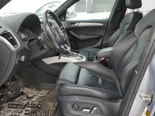 2017 Audi Q5 Premium Plus with VIN WA1M2AFP8HA083375, listed as a Copart auction lot 42129855 with 125,060 mi miles and Non Repairable. Bid and sale history available at carsss.com. Image 7.