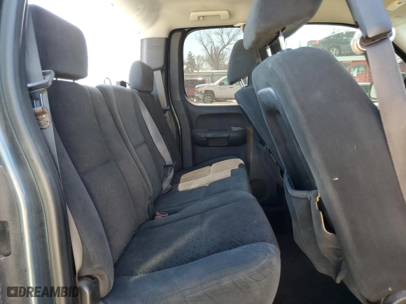 2008 Chevrolet Silverado 1500 LT w/1LT with VIN 1GCEC190X8Z288042, listed as a Copart auction lot 48688485 with 177,885 mi miles and Salvage Title. Bid and sale history available at carsss.com. Image 10.
