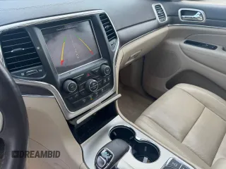 2014 Jeep Grand Cherokee Overland with VIN 1C4RJFCM8EC388963, listed as a Copart auction lot 56423685 with 190,146 mi miles and Clean Title. Bid and sale history available at DreamBid. Image 10.