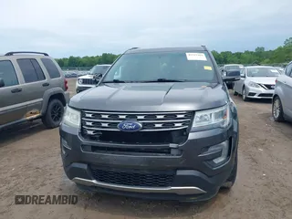 2017 Ford Explorer XLT z VIN 1FM5K8D87HGB29110, wystawiony jako IAAI lot #42523409 z przebiegiem 124 818 mil mil oraz . Historia ofert i sprzedaży dostępna na DreamBid. Obrazek 12.