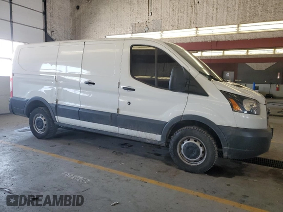 2018 Ford Transit с VIN 1FTYR1ZG1JKB21107, выставлен на аукционе Copart как лот 44727345 с пробегом 159 010 миль миль и Списание • Salvage title. История ставок и продаж доступна на DreamBid. Изображение 4.