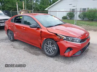 2023 Kia Forte GT-Line z VIN 3KPF54AD3PE629435, wystawiony jako IAAI lot #42280128 z przebiegiem 26 145 mil mil oraz . Historia ofert i sprzedaży dostępna na DreamBid. Obrazek 1.