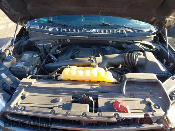 2018 Ford F-150 XL with VIN 1FTEW1EG2JFE55513, listed as a IAAI auction lot 41530354 with 132,617 mi miles. Bid and sale history available at carsss.com. Image 10.