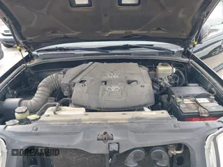 2007 Toyota 4Runner Limited z VIN JTEBU17R178097997, wystawiony jako IAAI lot #42443779 z przebiegiem 249 657 mil mil oraz . Historia ofert i sprzedaży dostępna na DreamBid. Obrazek 10.