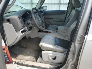 2007 Jeep Commander Limited z VIN 1J8HG58P17C672566, wystawiony jako Copart lot #56271385 z przebiegiem 155 854 mil mil oraz Czysty tytuł • Clean title. Historia ofert i sprzedaży dostępna na DreamBid. Obrazek 7.