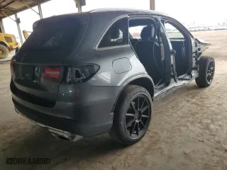 2019 Mercedes-Benz GLC with VIN WDC0G4JB6KV150875, listed as a Copart auction lot 51901365 with 32,524 mi miles and Salvage Title. Bid and sale history available at carsss.com. Image 3.