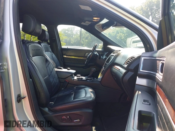 2017 Ford Explorer Platinum с VIN 1FM5K8HT6HGD17843, выставлен на аукционе IAAI как лот 42389653 с пробегом 135 820 миль миль и . История ставок и продаж доступна на DreamBid. Изображение 5.