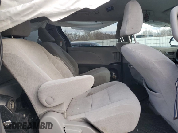 2017 Toyota Sienna LE with VIN 5TDJZ3DCXHS180970, listed as a Copart auction lot 88876535 with 180,318 mi miles and Salvage Title. Bid and sale history available at carsss.com. Image 11.