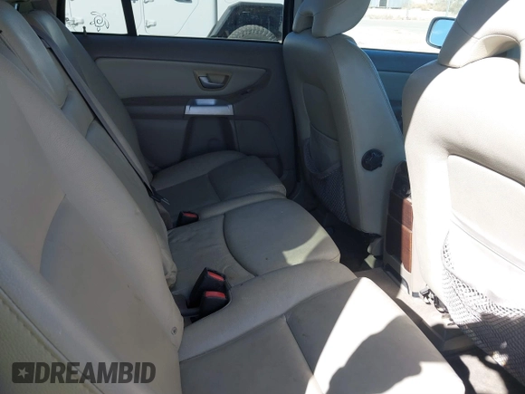2005 Volvo XC90 with VIN YV1CZ911851187269, listed as a IAAI auction lot 41650338 with 190,061 mi miles and . Bid and sale history available at DreamBid. Image 8.