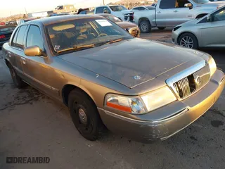 2003 Mercury Grand Marquis GS Convenience with VIN 2MEFM74W23X681353, listed as a IAAI auction lot 41327573 with 206,829 mi miles. Bid and sale history available at carsss.com. Image 1.