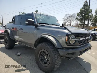 2022 Ford Bronco with VIN 1FMEE5DP6NLB38204, listed as a Copart auction lot 60148575 with 95,357 mi miles and Salvage title. Bid and sale history available at DreamBid. Image 4.