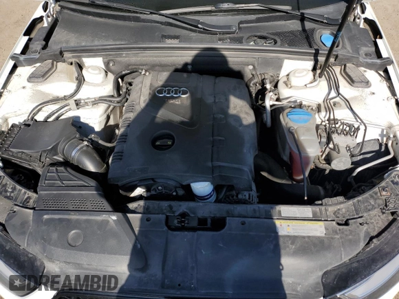 2014 Audi A4 Komfort z VIN WAUBFCFL6EN003339, wystawiony jako Copart lot #60940495 z przebiegiem 202 833 mil mil oraz Nie do naprawy • Non repairable. Historia ofert i sprzedaży dostępna na DreamBid. Obrazek 7.