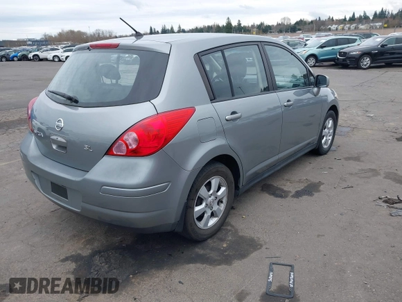 2007 Nissan Versa 1.8 S with VIN 3N1BC13E27L419464, listed as a IAAI auction lot 41776767 with 184,484 mi miles. Bid and sale history available at carsss.com. Image 4.