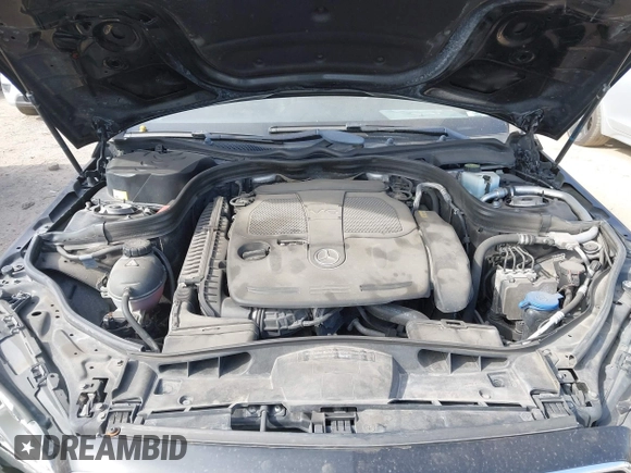 2015 Mercedes-Benz E-Class E 350 Luxury with VIN WDDHF8JB0FB112042, listed as a IAAI auction lot 41771389 with 135,191 mi miles. Bid and sale history available at carsss.com. Image 10.