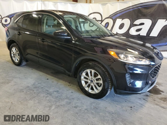 2020 Ford Escape SE z VIN 1FMCU9G66LUC30215, wystawiony jako Copart lot #54627555 z przebiegiem 63 701 mil mil oraz Czysty tytuł • Clean title. Historia ofert i sprzedaży dostępna na DreamBid. Obrazek 4.
