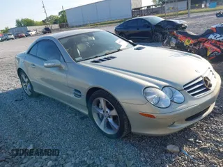 2005 Mercedes-Benz SL with VIN WDBSK76F45F101178, listed as a IAAI auction lot 42016738 with 117,752 mi miles and . Bid and sale history available at DreamBid. Image 1.