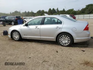 2011 Ford Fusion Hybrid with VIN 3FADP0L32BR129675, listed as a Copart auction lot 60911265 with 200,193 mi miles and Salvage title. Bid and sale history available at DreamBid. Image 2.